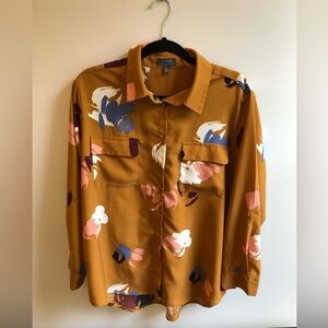 Madison Women’s Size 1 X Lightweight Button Down Classy Abstract Blouse